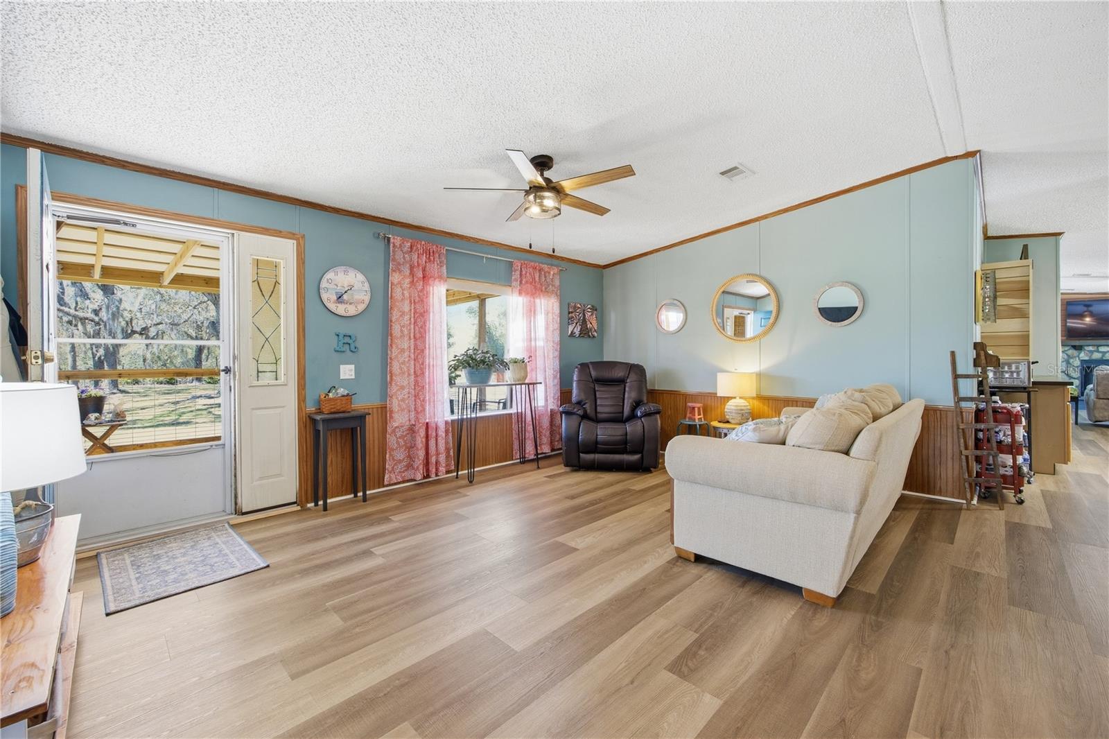 Image 11 of 47 For 7045 Ridge Point