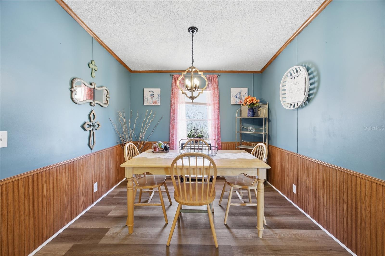 Image 13 of 47 For 7045 Ridge Point