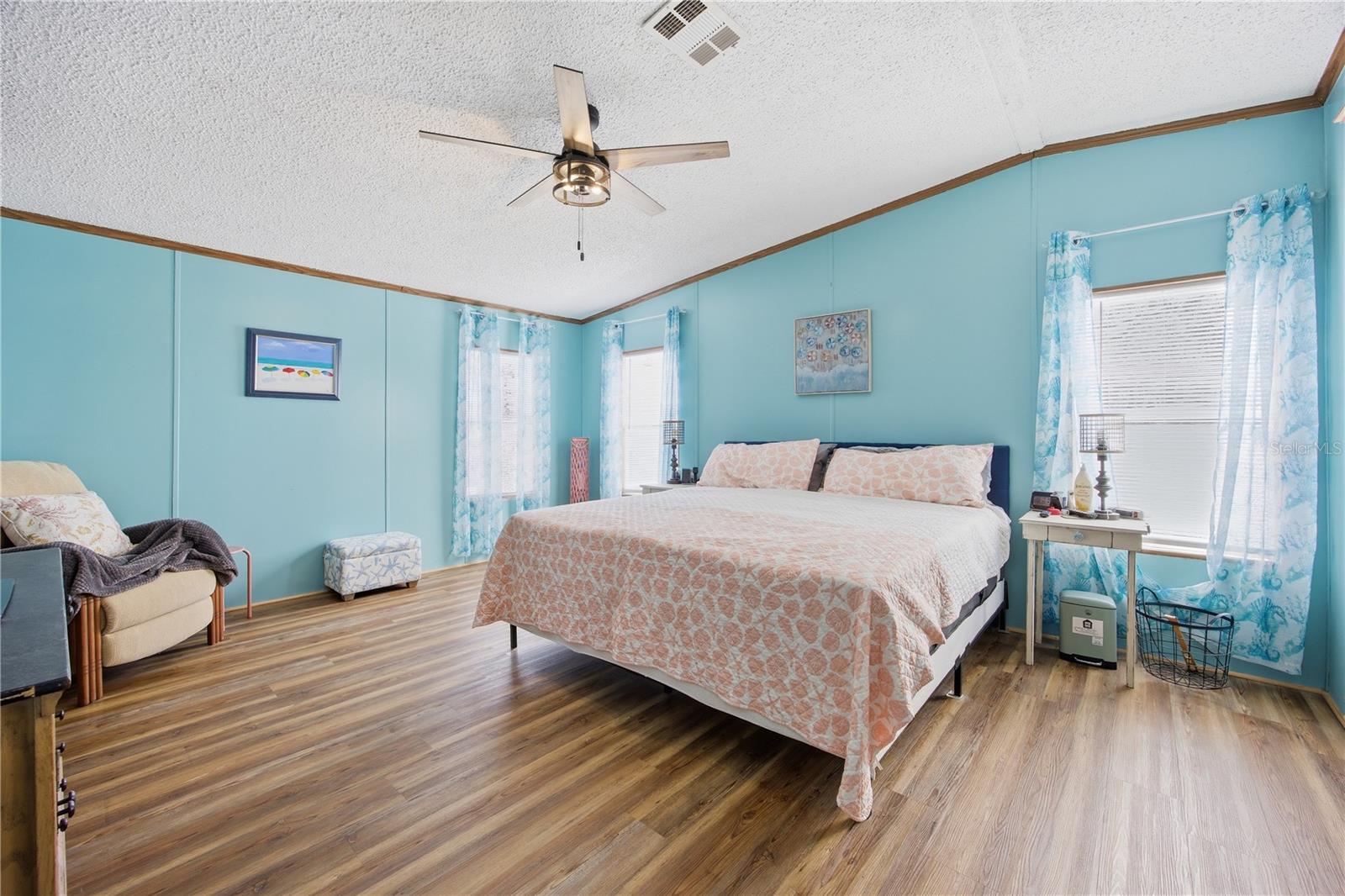 Image 23 of 47 For 7045 Ridge Point