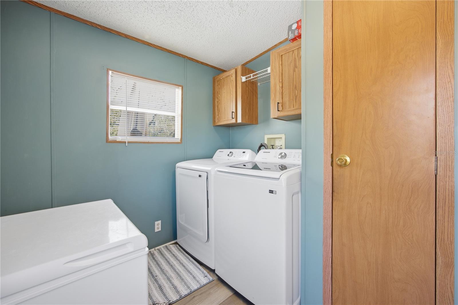 Image 33 of 47 For 7045 Ridge Point