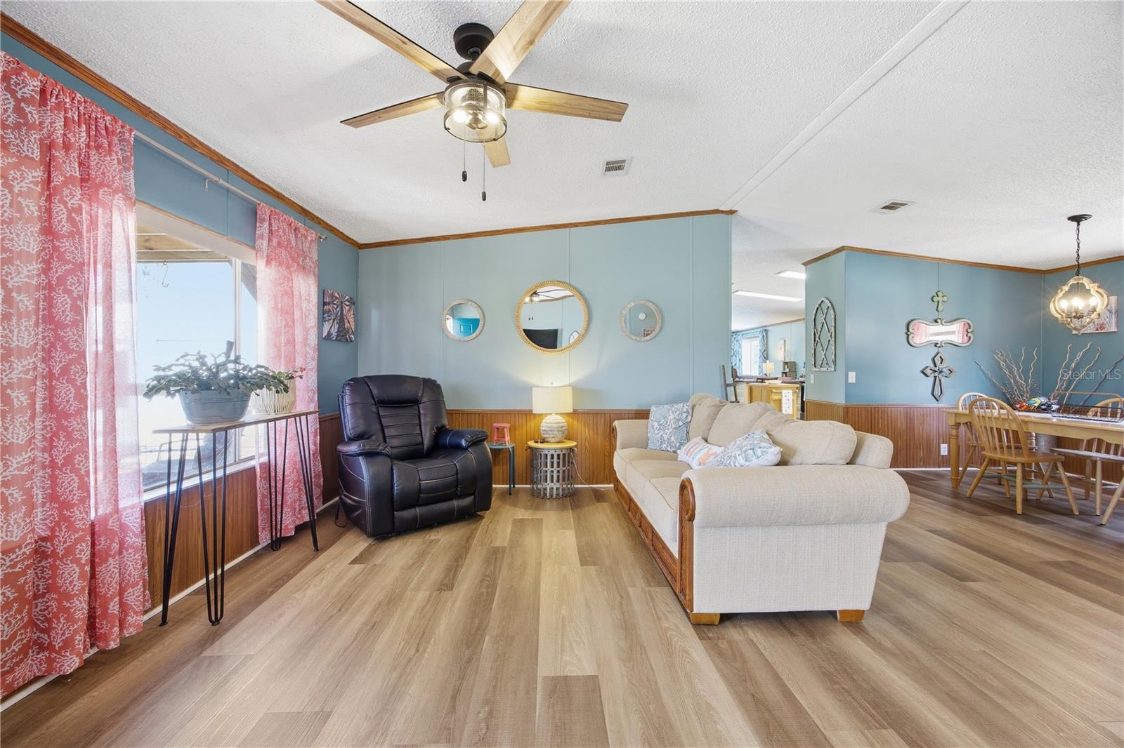 Image 9 of 47 For 7045 Ridge Point