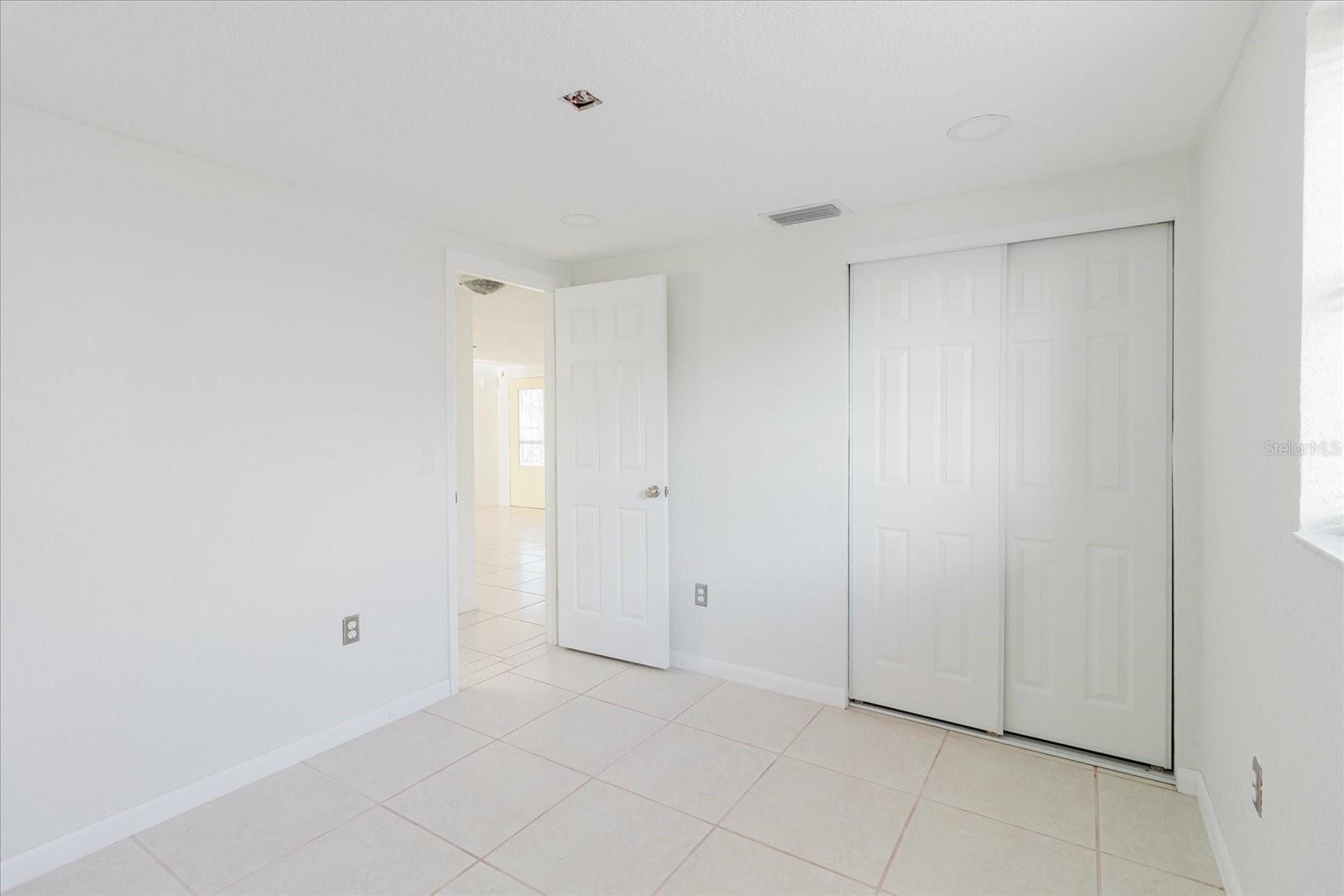 Image 37 of 82 For 12825 5th Isle