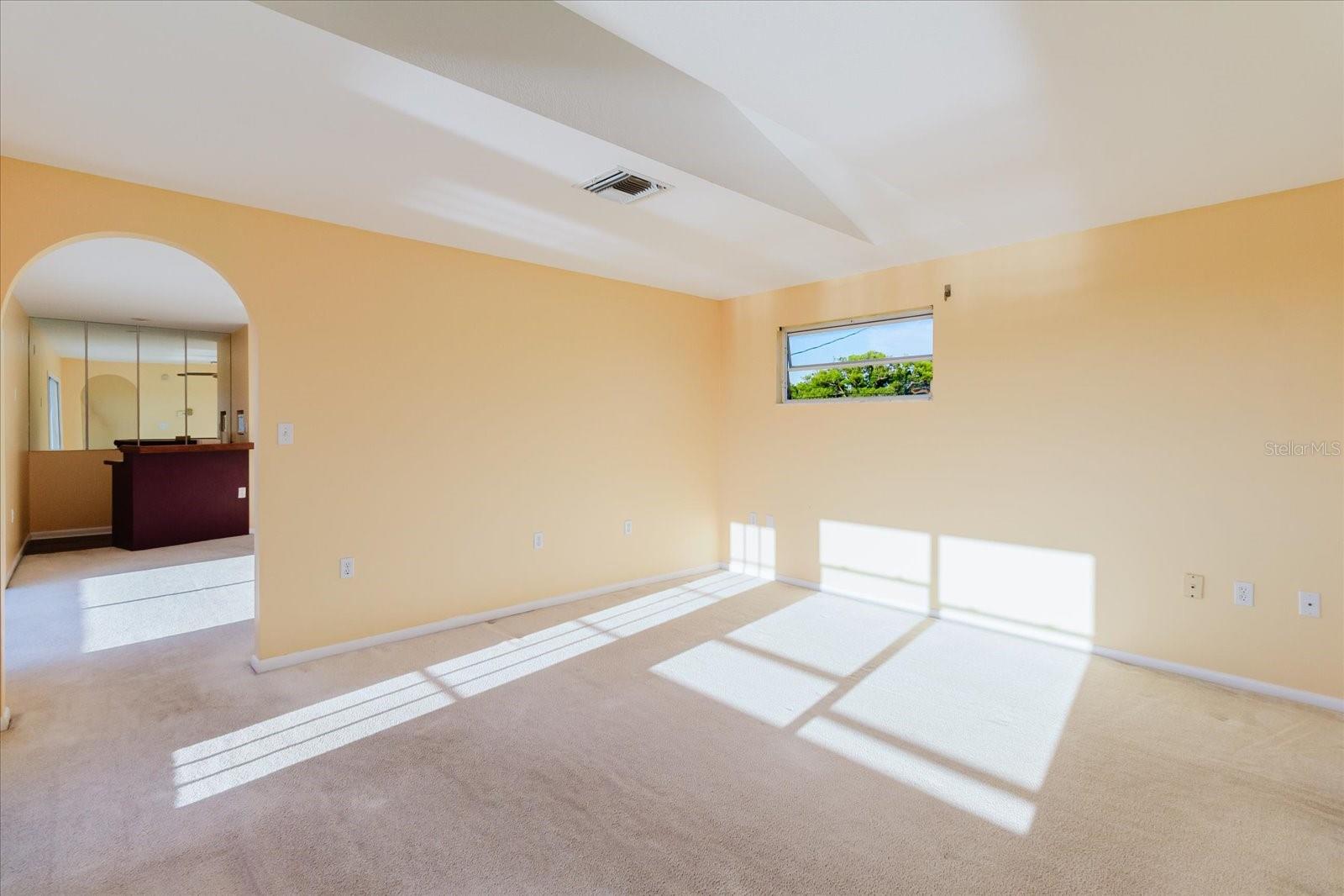 Image 52 of 82 For 12825 5th Isle