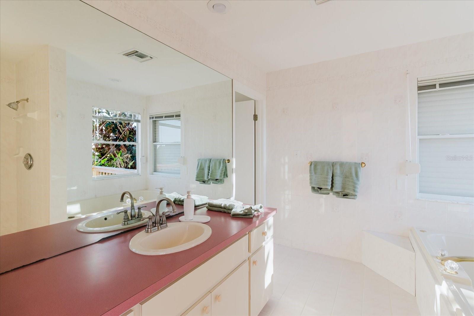 Image 56 of 82 For 12825 5th Isle