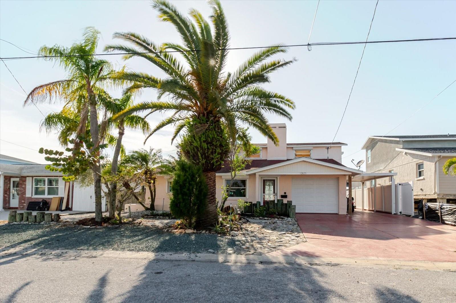 Image 9 of 82 For 12825 5th Isle