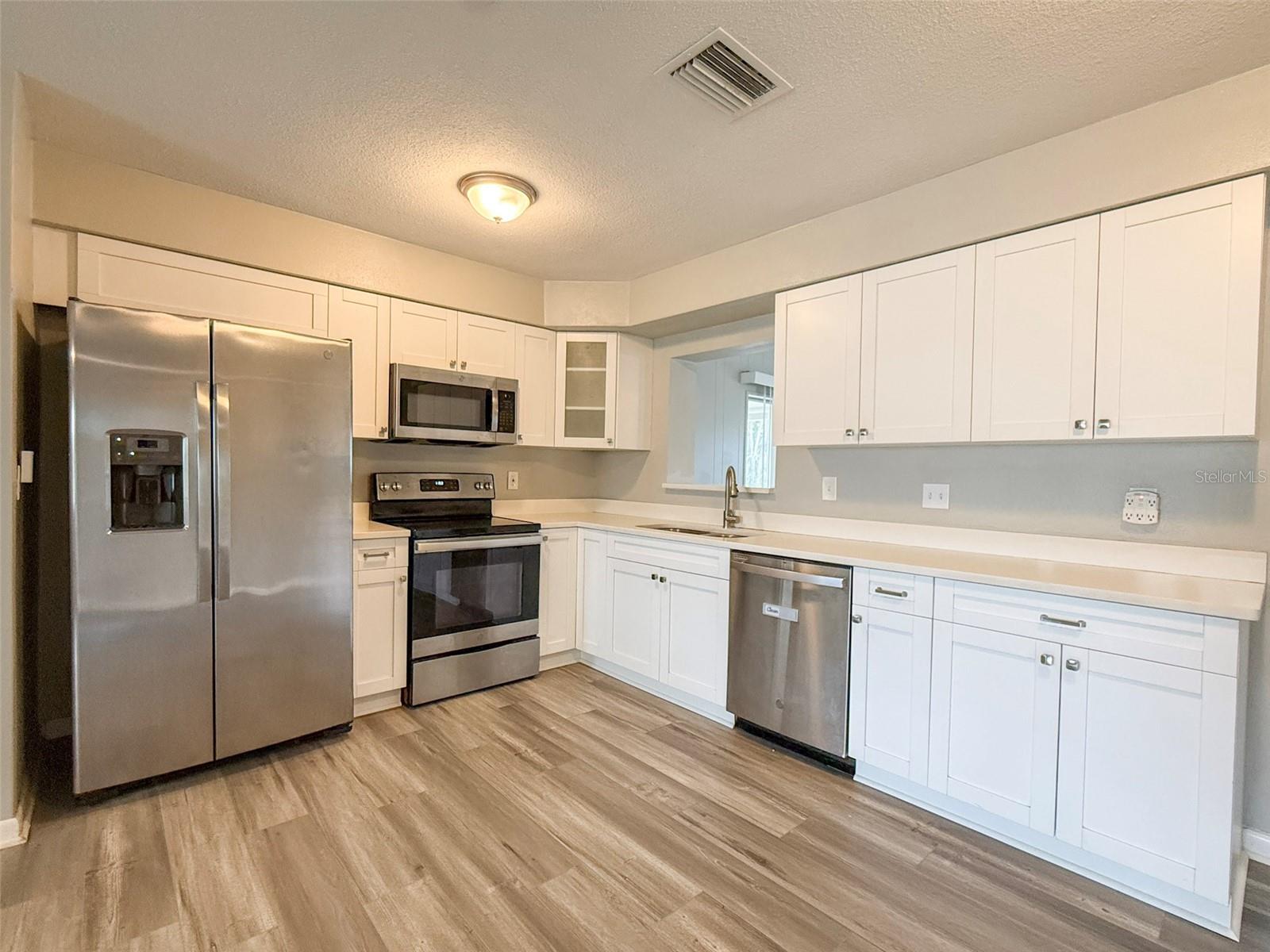 Image 8 of 31 For 13788 84th Terrace