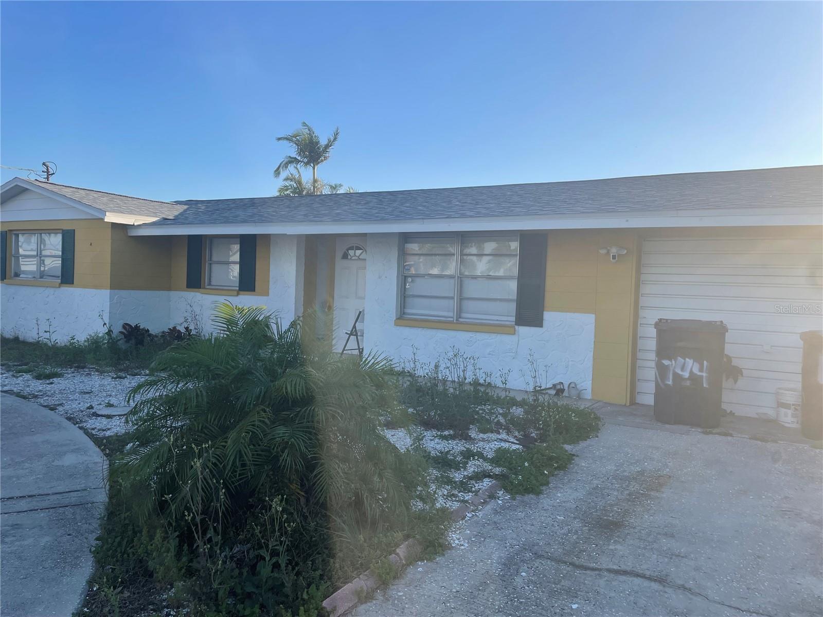 Image 3 of 12 For 744 Gran Kaymen Way