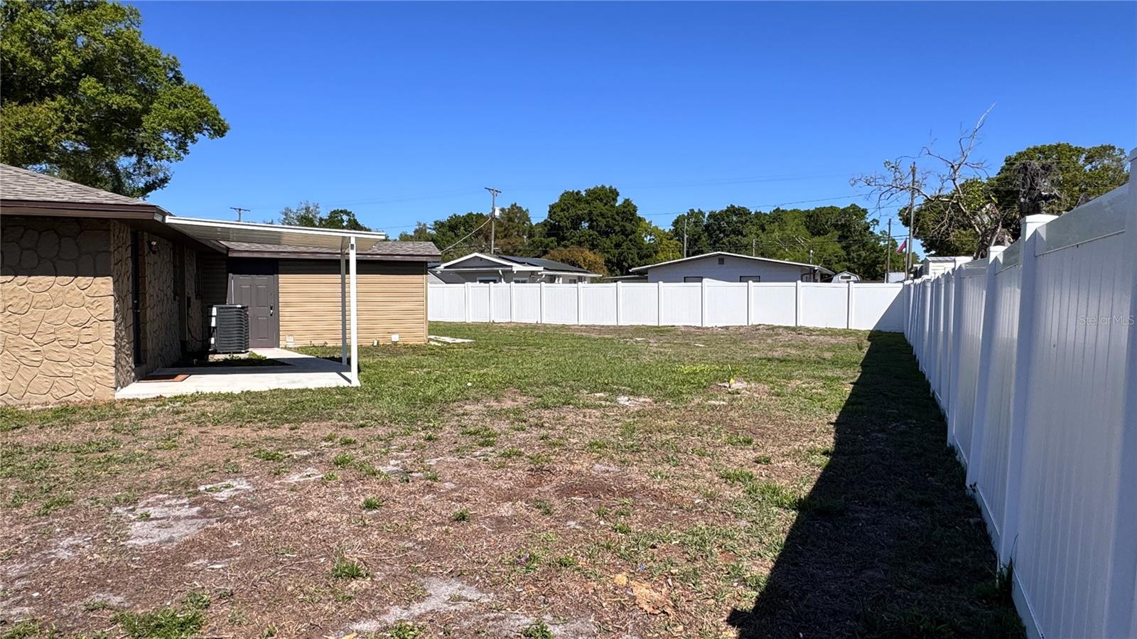 Image 19 of 26 For 6810 Thomas Circle