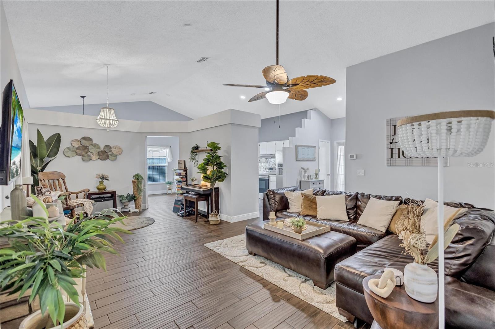 Image 11 of 46 For 1640 Countrywood Street