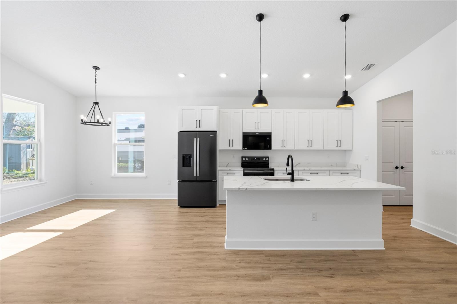 Image 10 of 45 For 9243 Gibralter Street