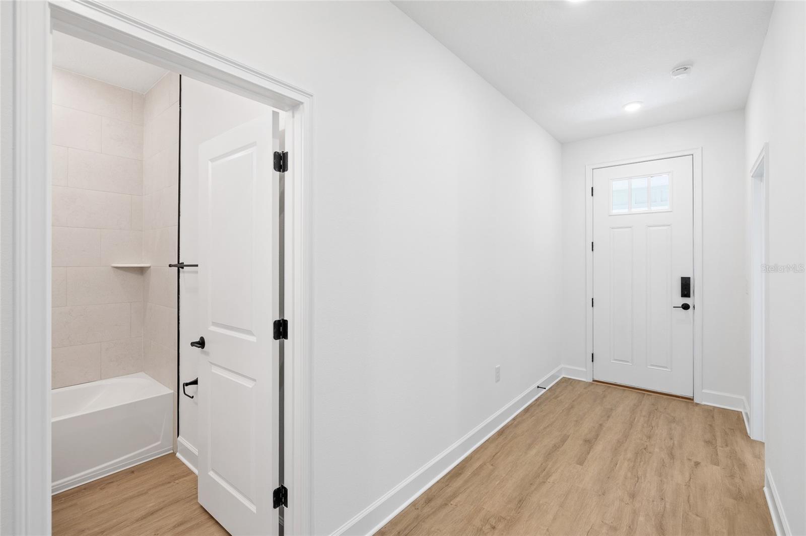 Image 15 of 45 For 9243 Gibralter Street