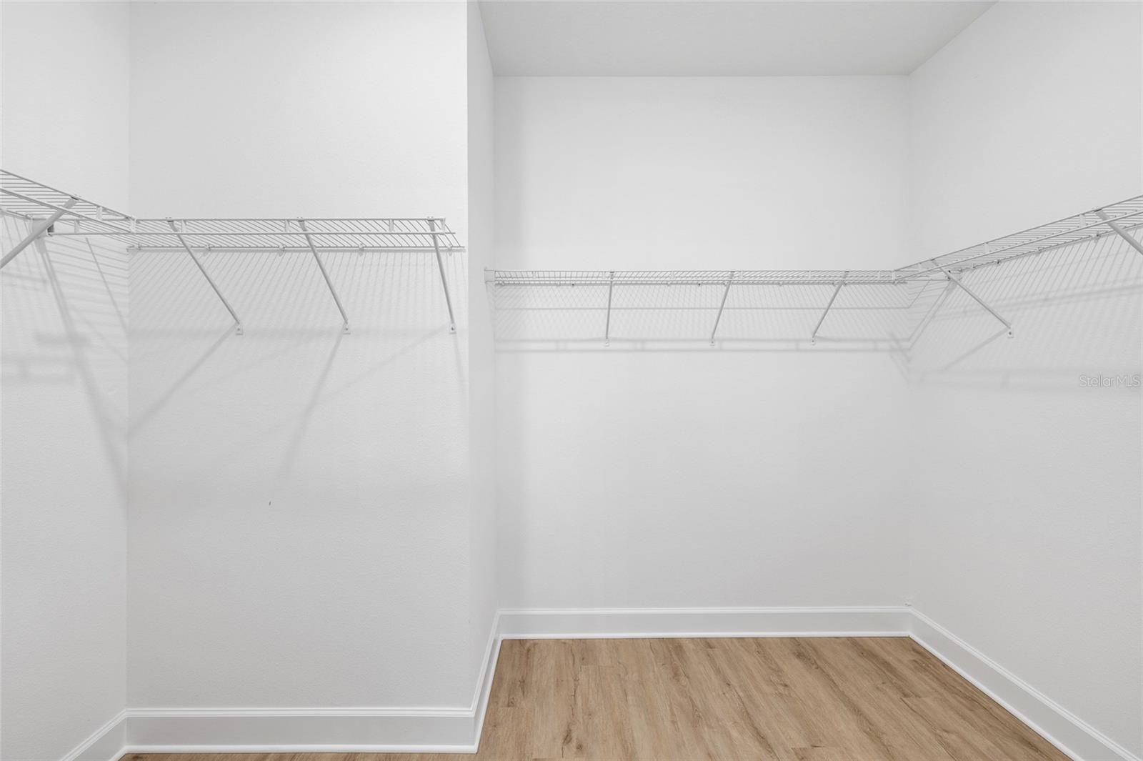 Image 21 of 45 For 9243 Gibralter Street