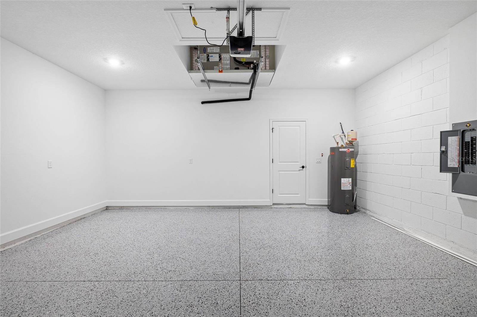 Image 33 of 45 For 9243 Gibralter Street