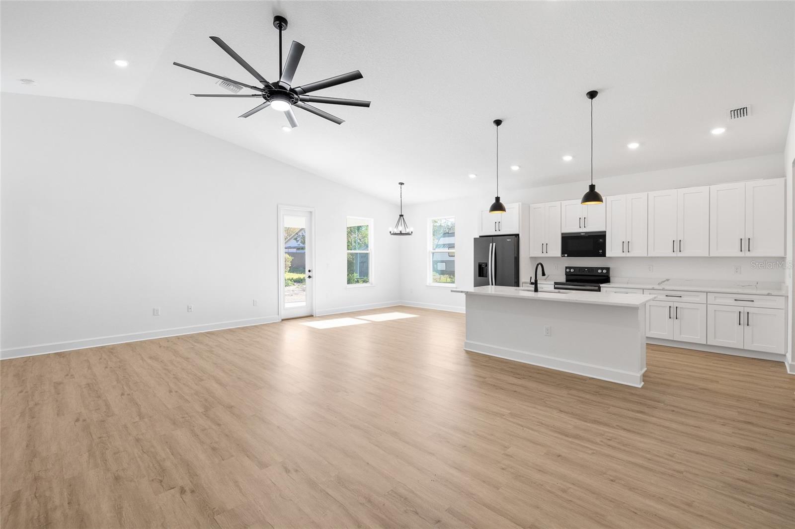 Image 6 of 45 For 9243 Gibralter Street