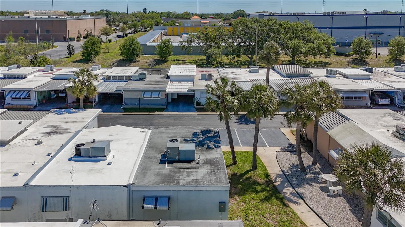 Image 25 of 27 For 250 Rosery Road Nw 228