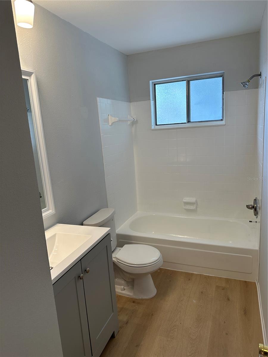 Image 8 of 15 For 1835 Bough Avenue 4