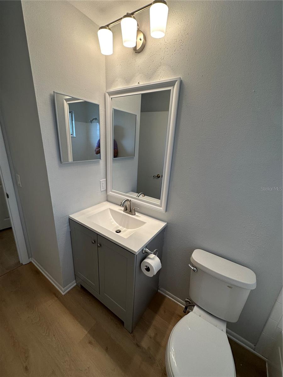 Image 9 of 15 For 1835 Bough Avenue 4