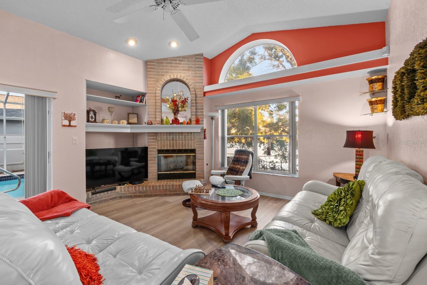 Image 19 of 46 For 10431 36th  