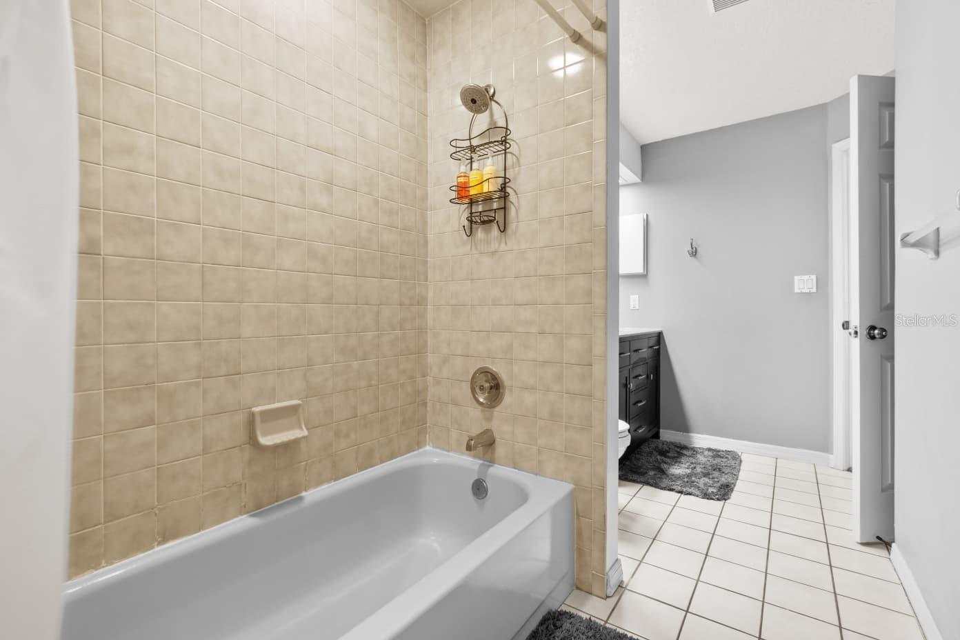 Image 27 of 46 For 10431 36th  