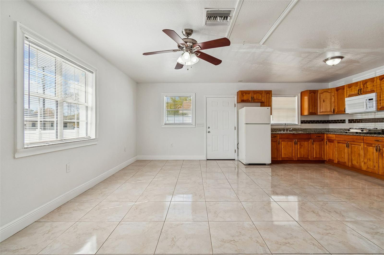 Image 11 of 23 For 1705 Norfolk Street