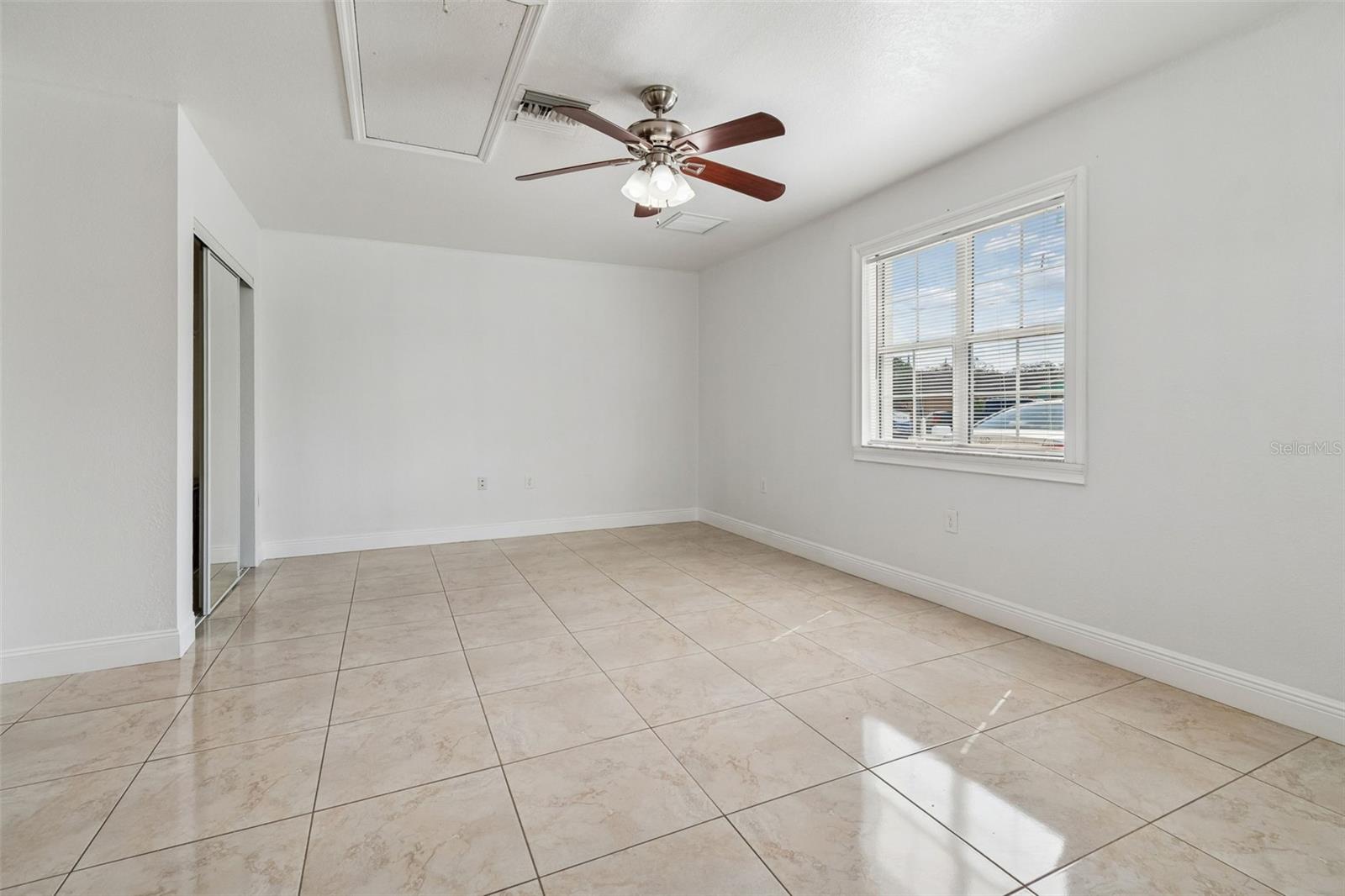 Image 7 of 23 For 1705 Norfolk Street