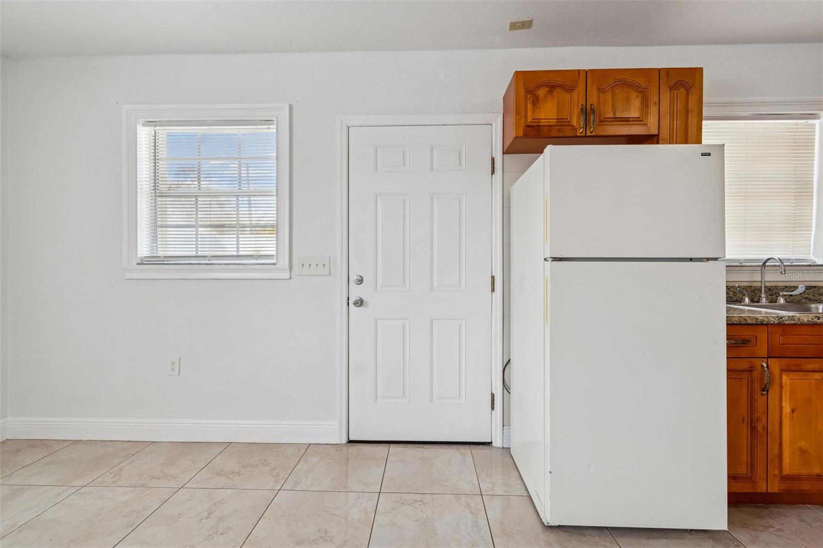 Image 8 of 23 For 1705 Norfolk Street