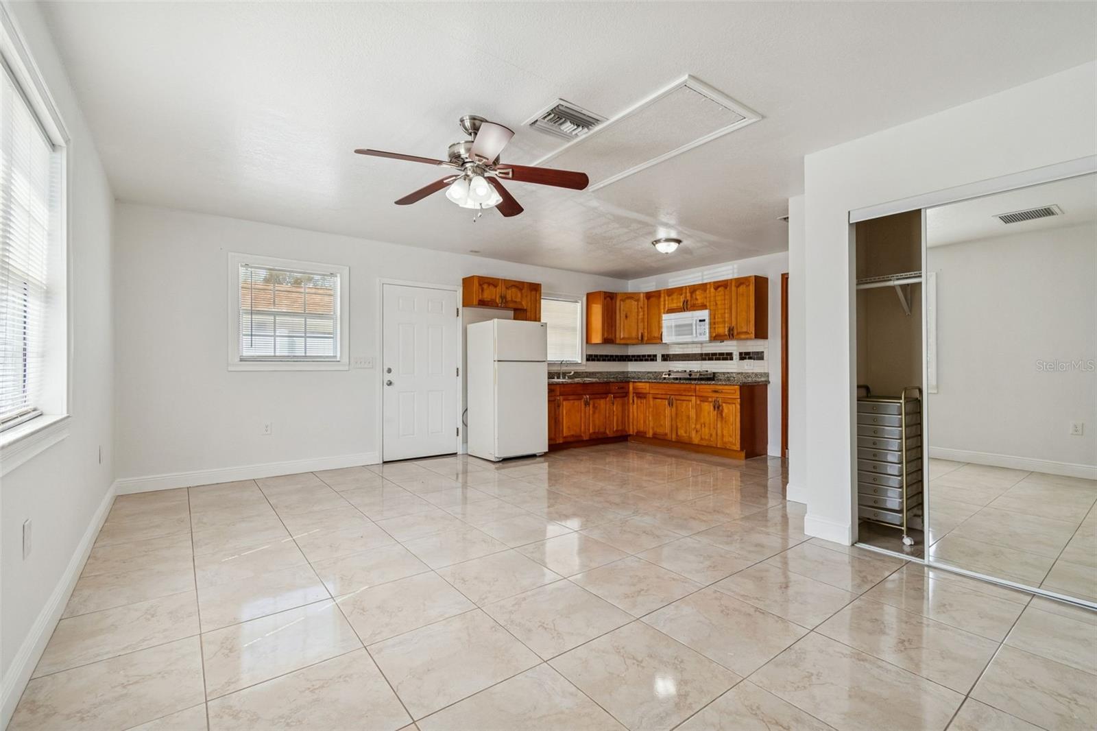 Image 9 of 23 For 1705 Norfolk Street