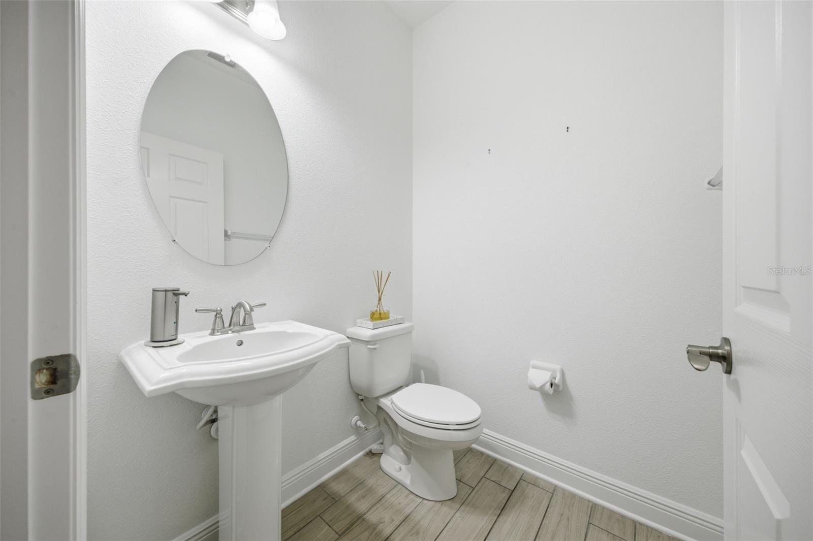 Image 12 of 37 For 11539 Crowned Sparrow Lane