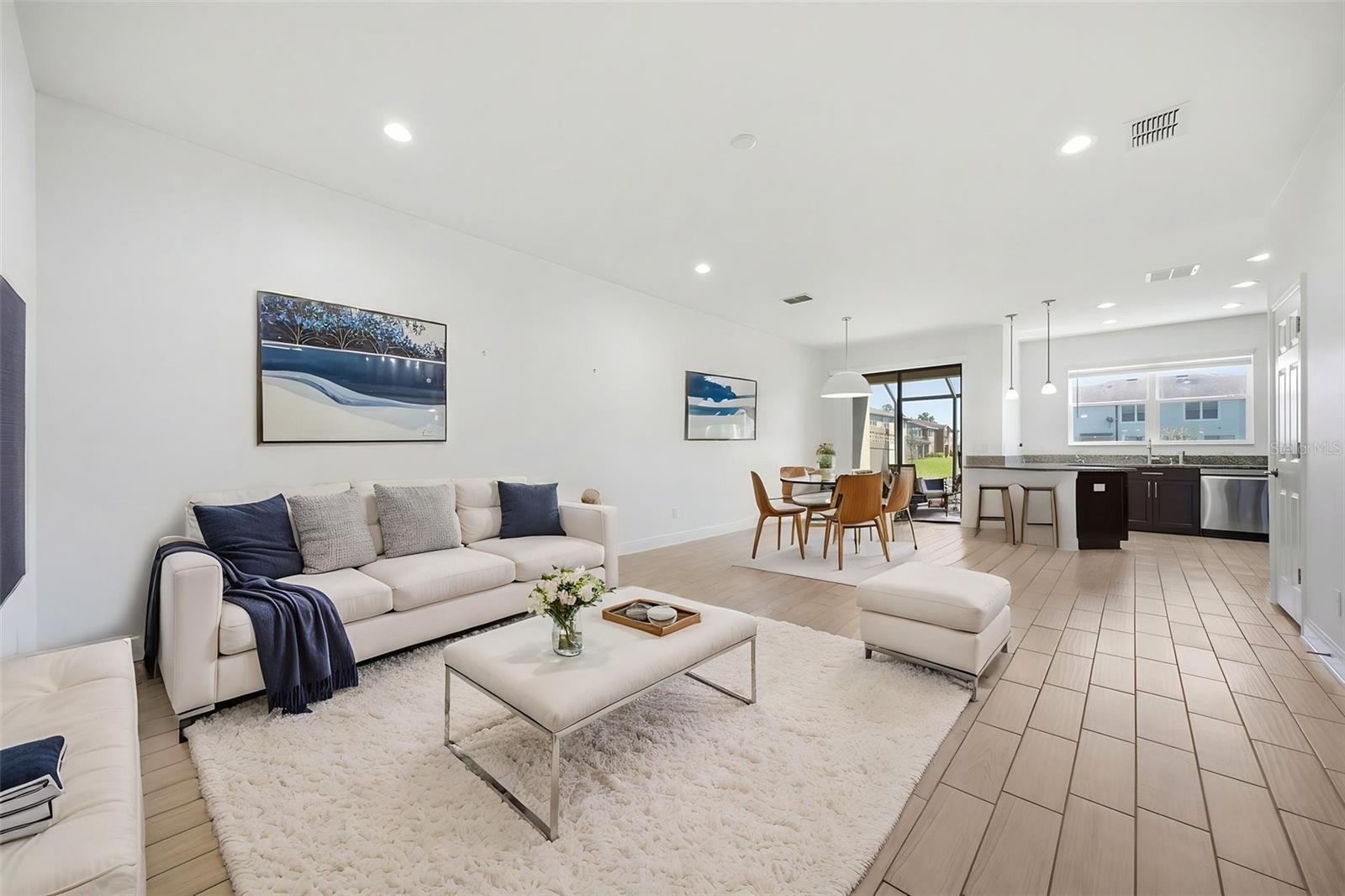 Image 4 of 37 For 11539 Crowned Sparrow Lane