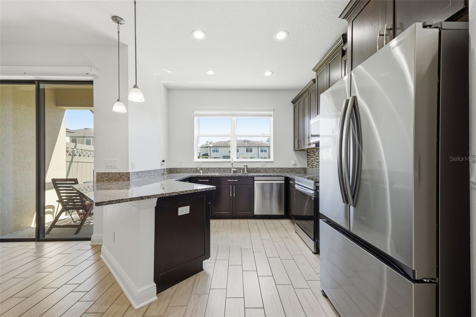 Image 5 of 37 For 11539 Crowned Sparrow Lane