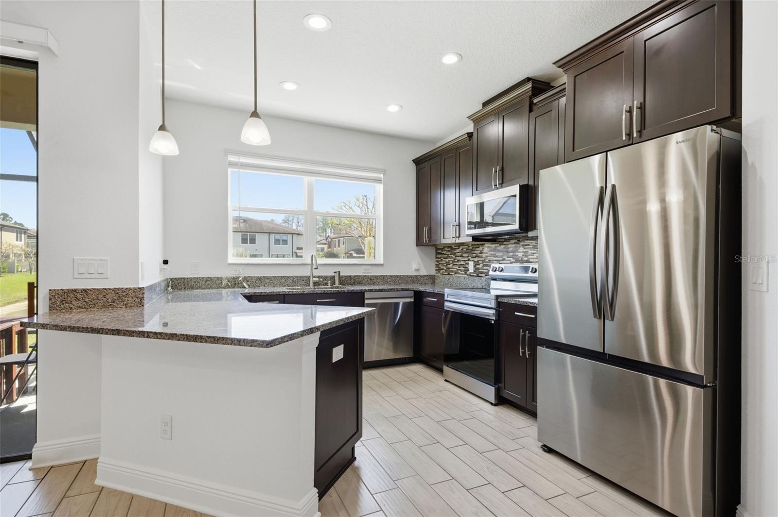 Image 6 of 37 For 11539 Crowned Sparrow Lane