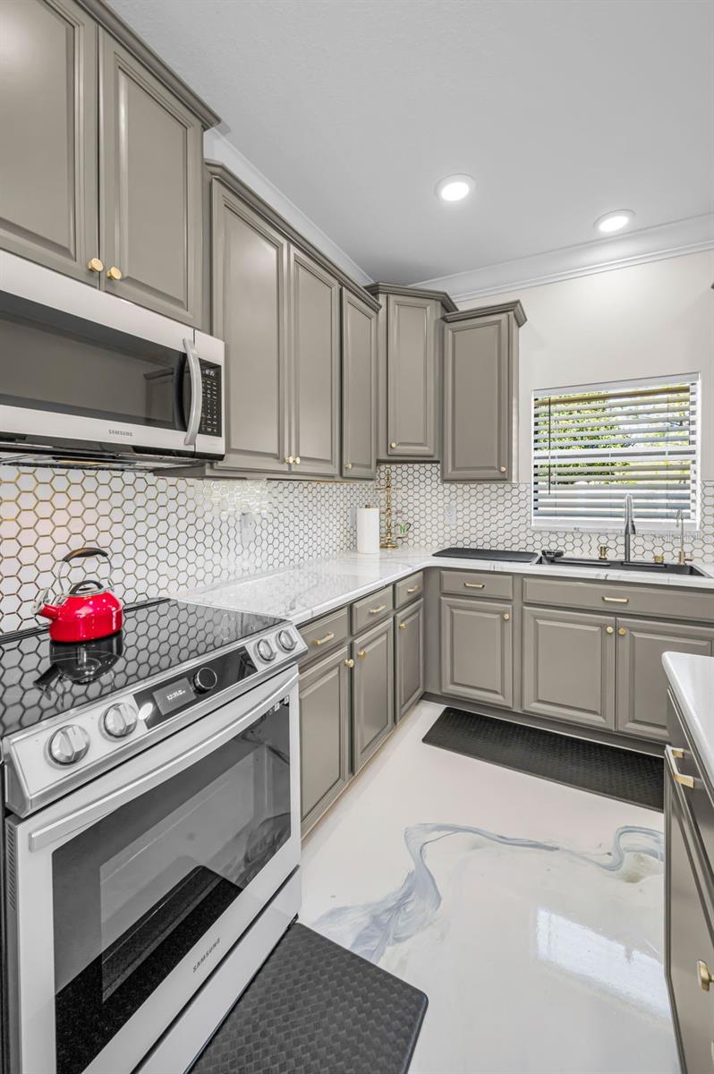 Image 17 of 89 For 11922 Frost Aster Drive