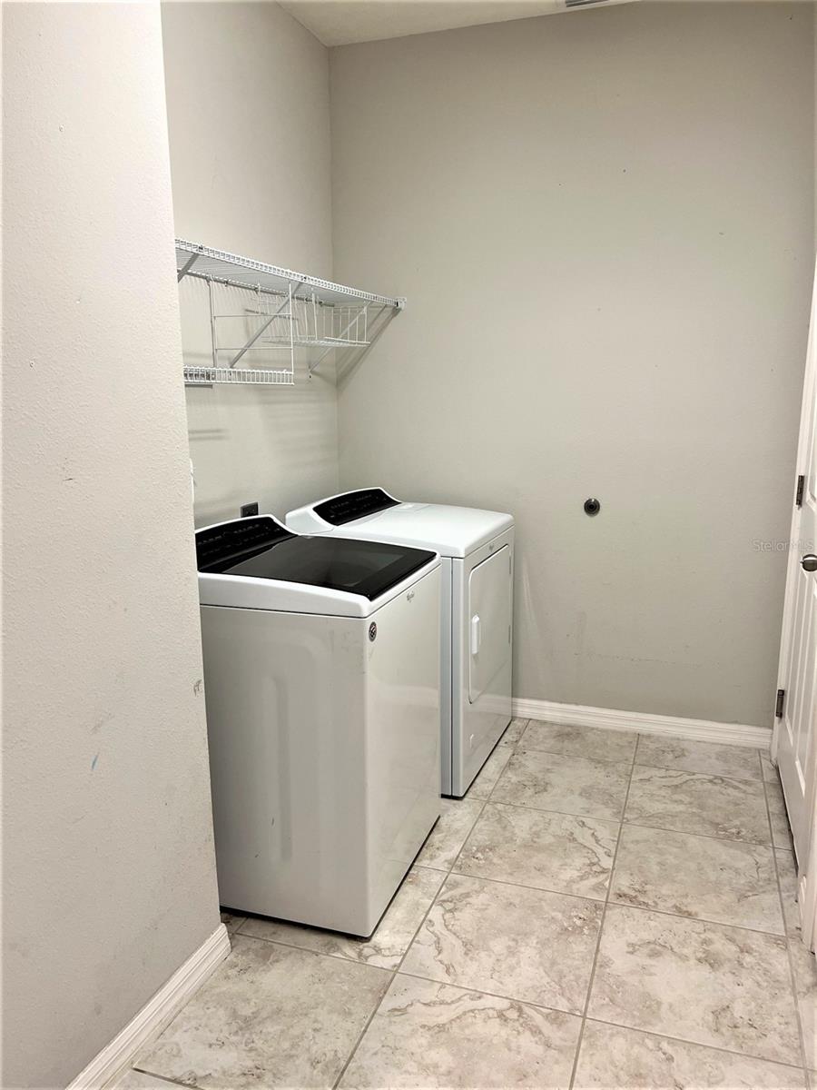 Image 13 of 42 For 14321 Azalea Pond Court