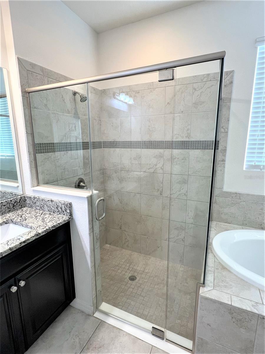 Image 19 of 42 For 14321 Azalea Pond Court