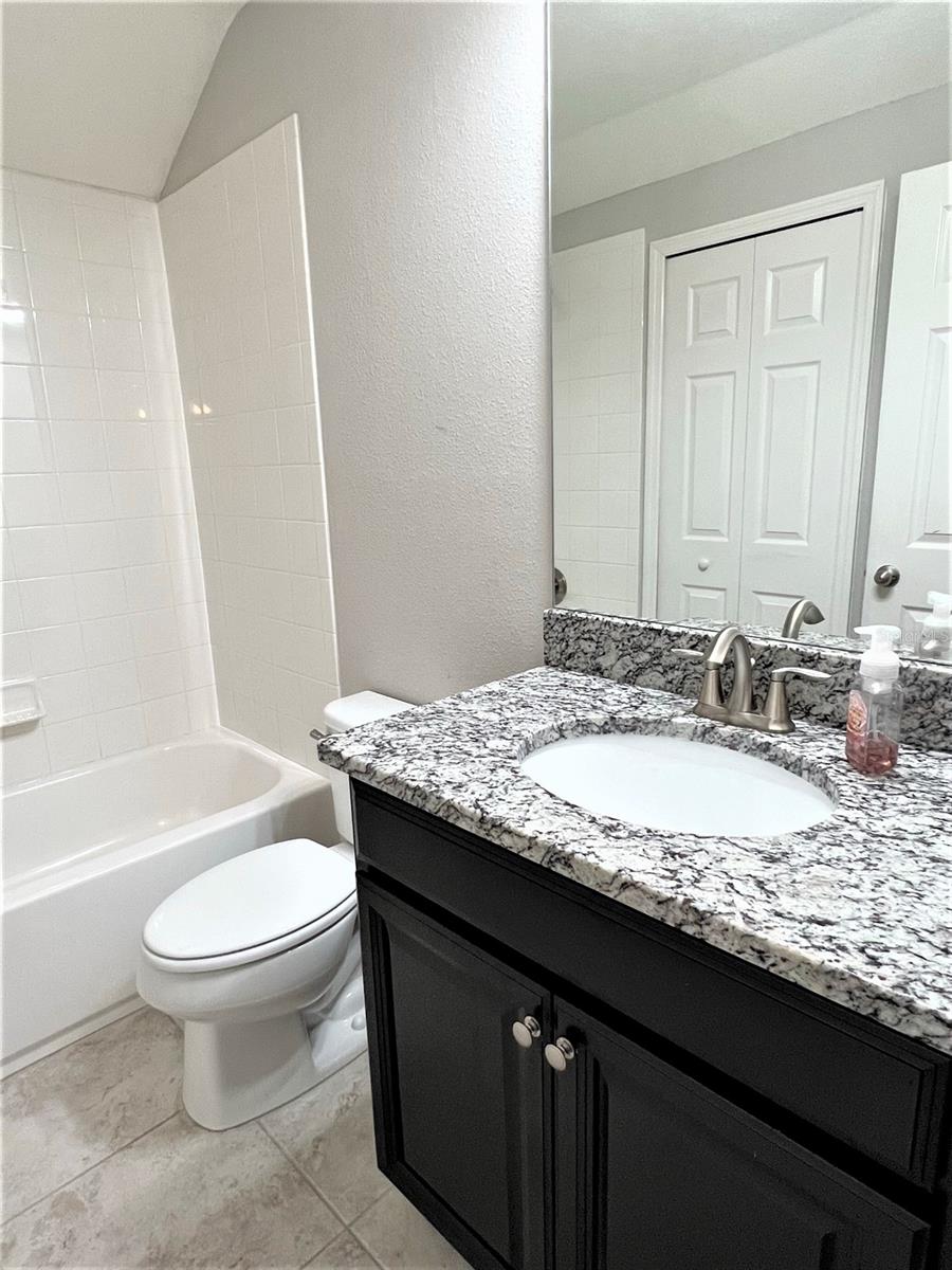 Image 28 of 42 For 14321 Azalea Pond Court