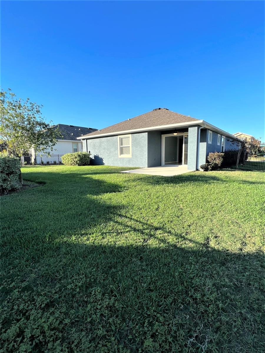 Image 33 of 42 For 14321 Azalea Pond Court