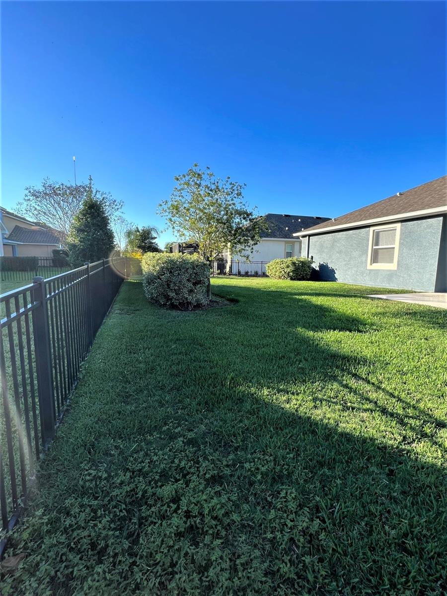 Image 34 of 42 For 14321 Azalea Pond Court