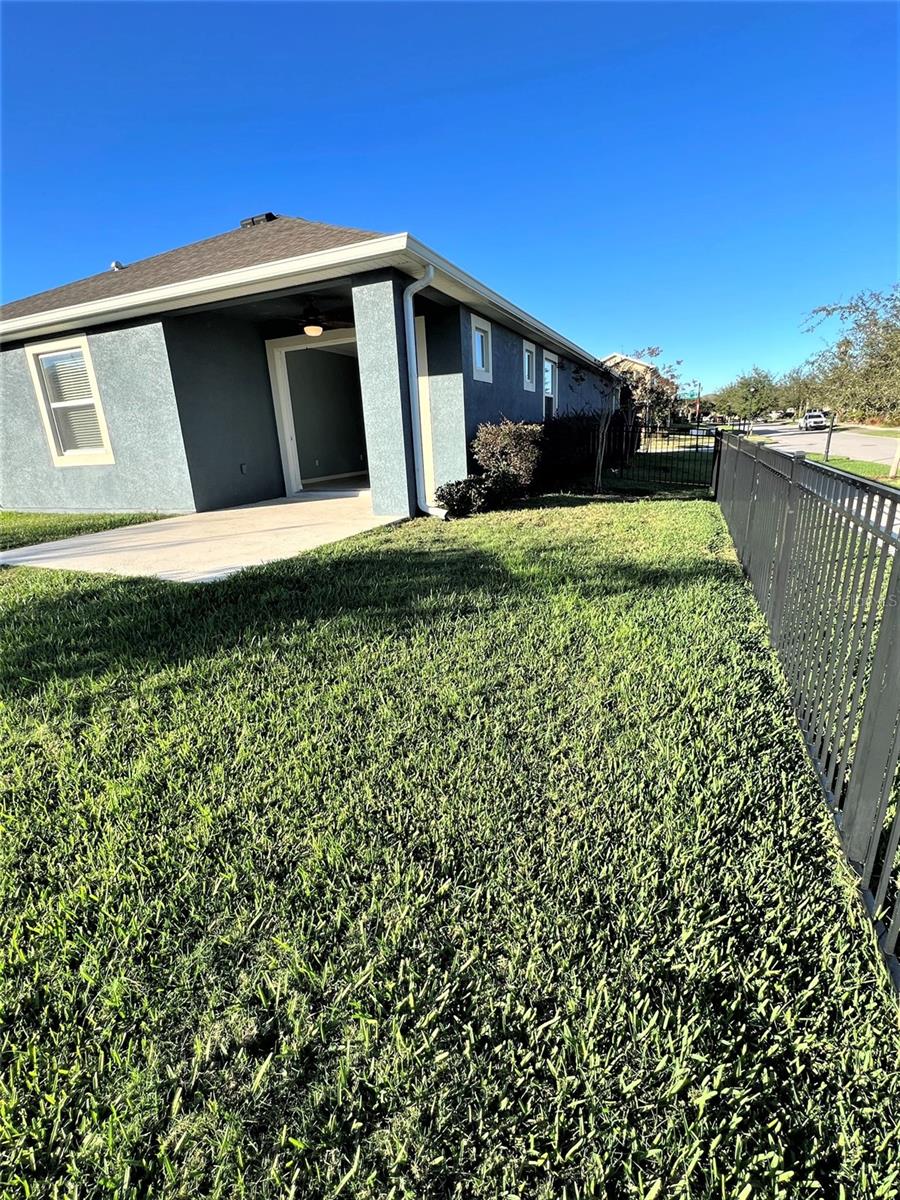 Image 35 of 42 For 14321 Azalea Pond Court