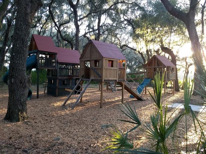 Image 39 of 42 For 14321 Azalea Pond Court