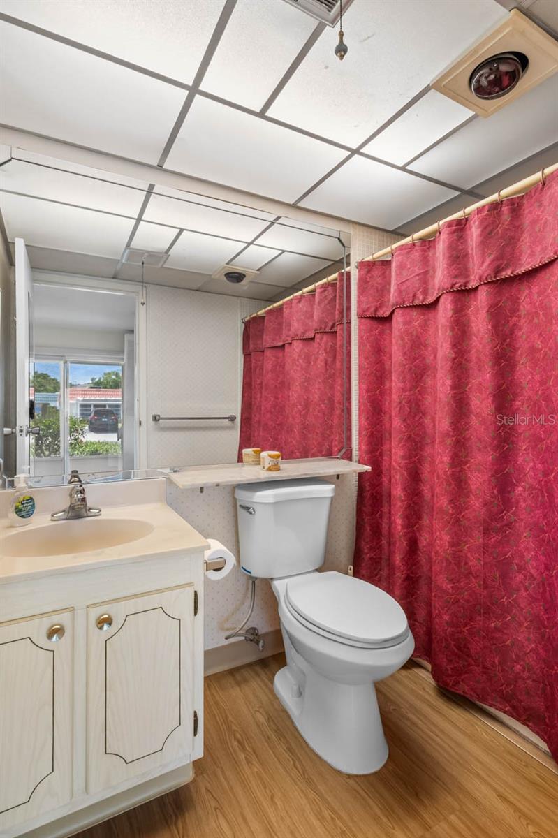 Image 25 of 33 For 1801 Bedford Lane 30