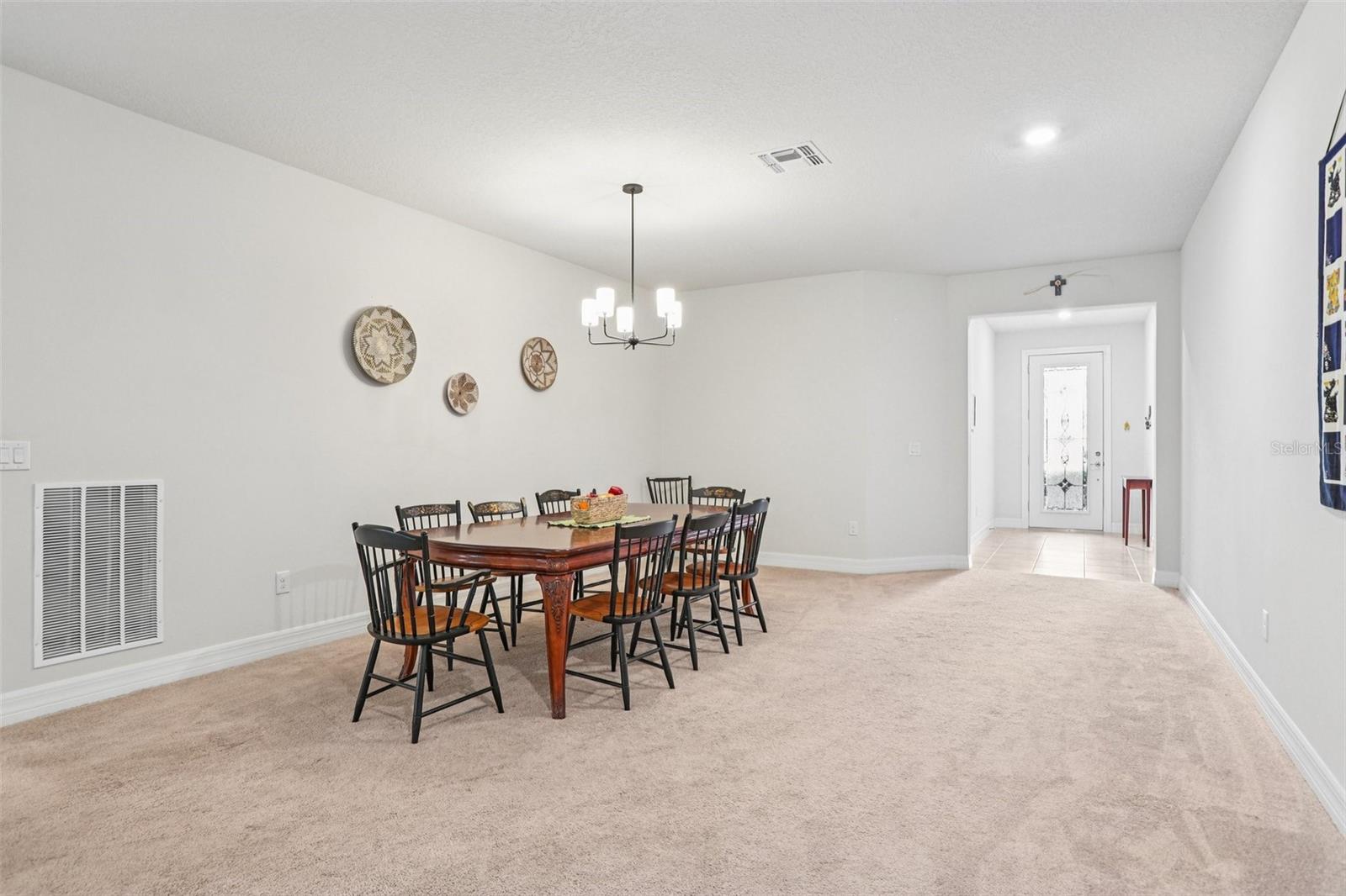 Listing photo id 10 for 19246 Briarbrook Drive