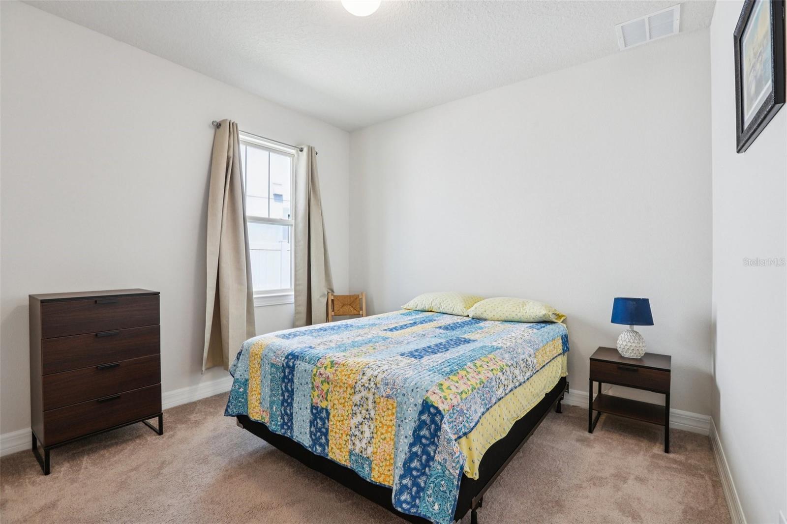 Listing photo id 17 for 19246 Briarbrook Drive