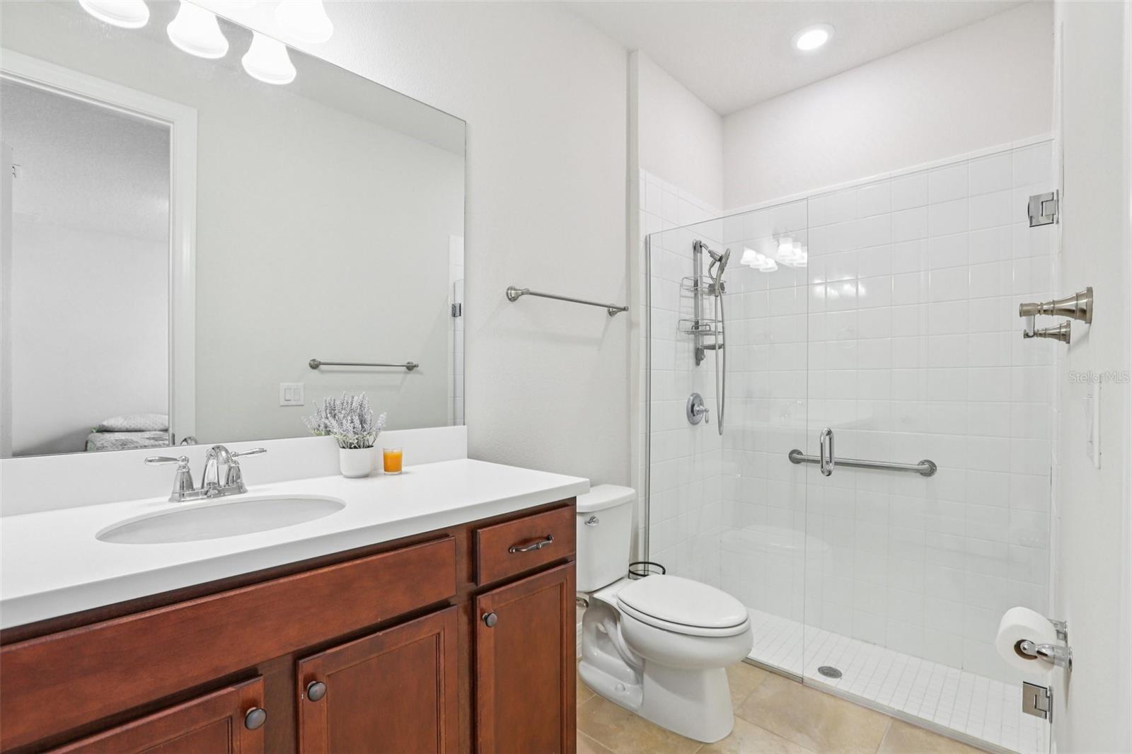 Listing photo id 19 for 19246 Briarbrook Drive