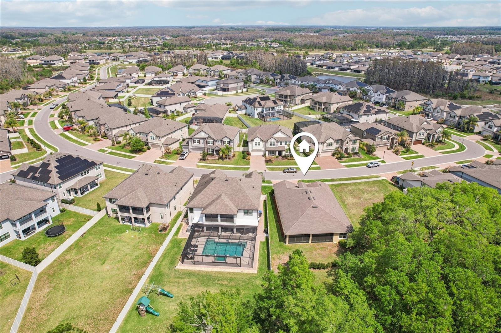 Listing photo id 30 for 19246 Briarbrook Drive