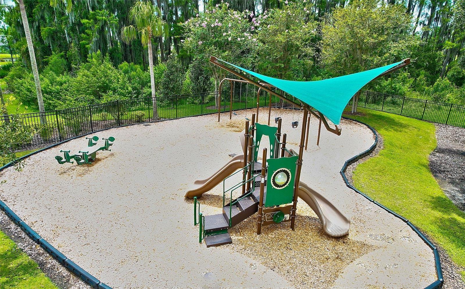 Listing photo id 36 for 19246 Briarbrook Drive