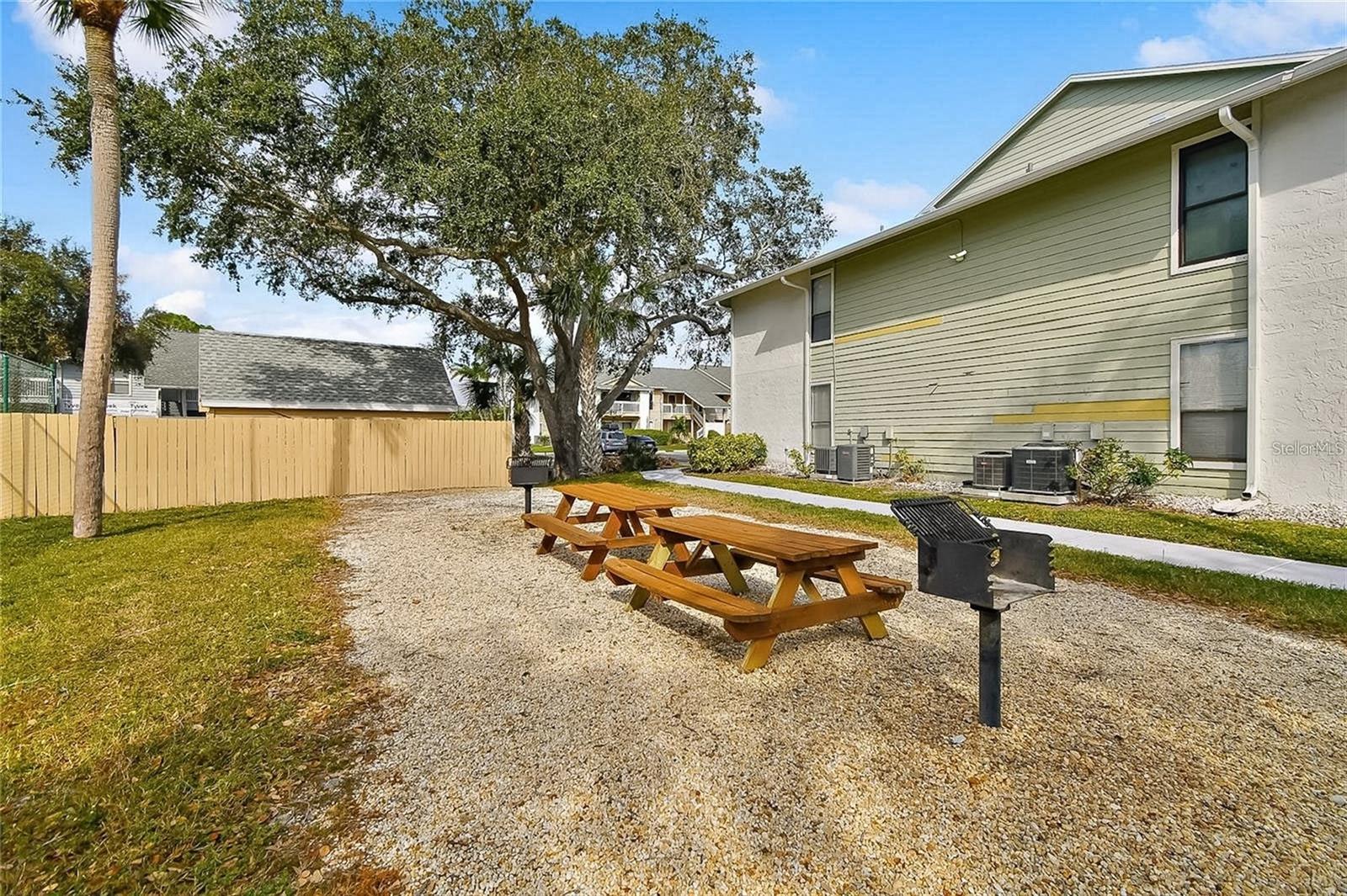 Image 23 of 23 For 455 Alt 19 S 246