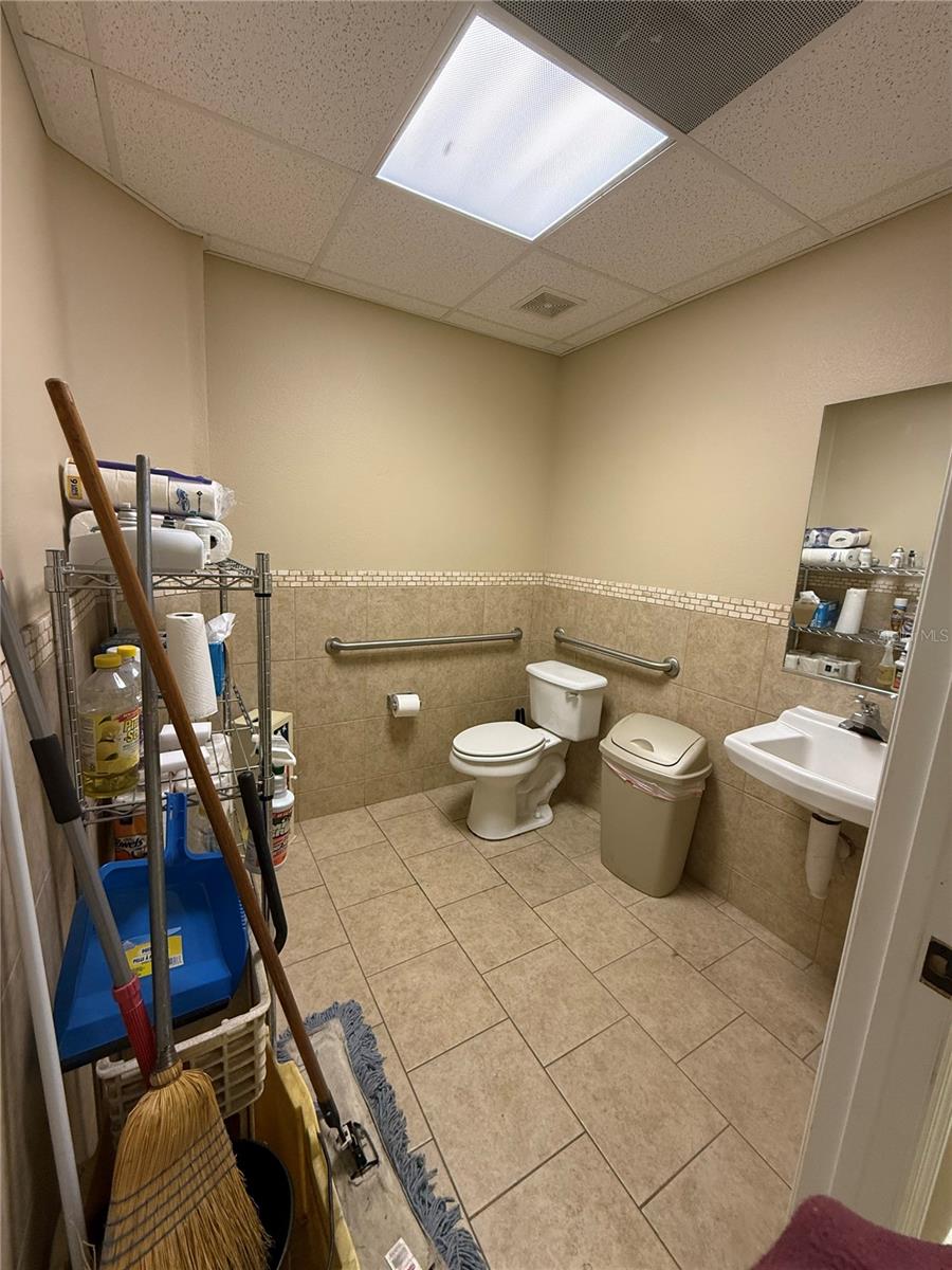 Image 3 of 10 For 107 13th Street