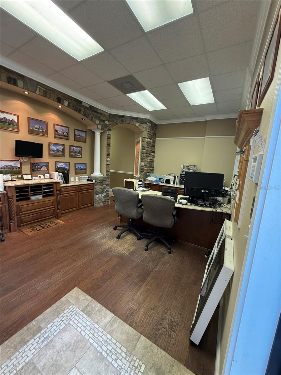 Image 7 of 10 For 107 13th Street