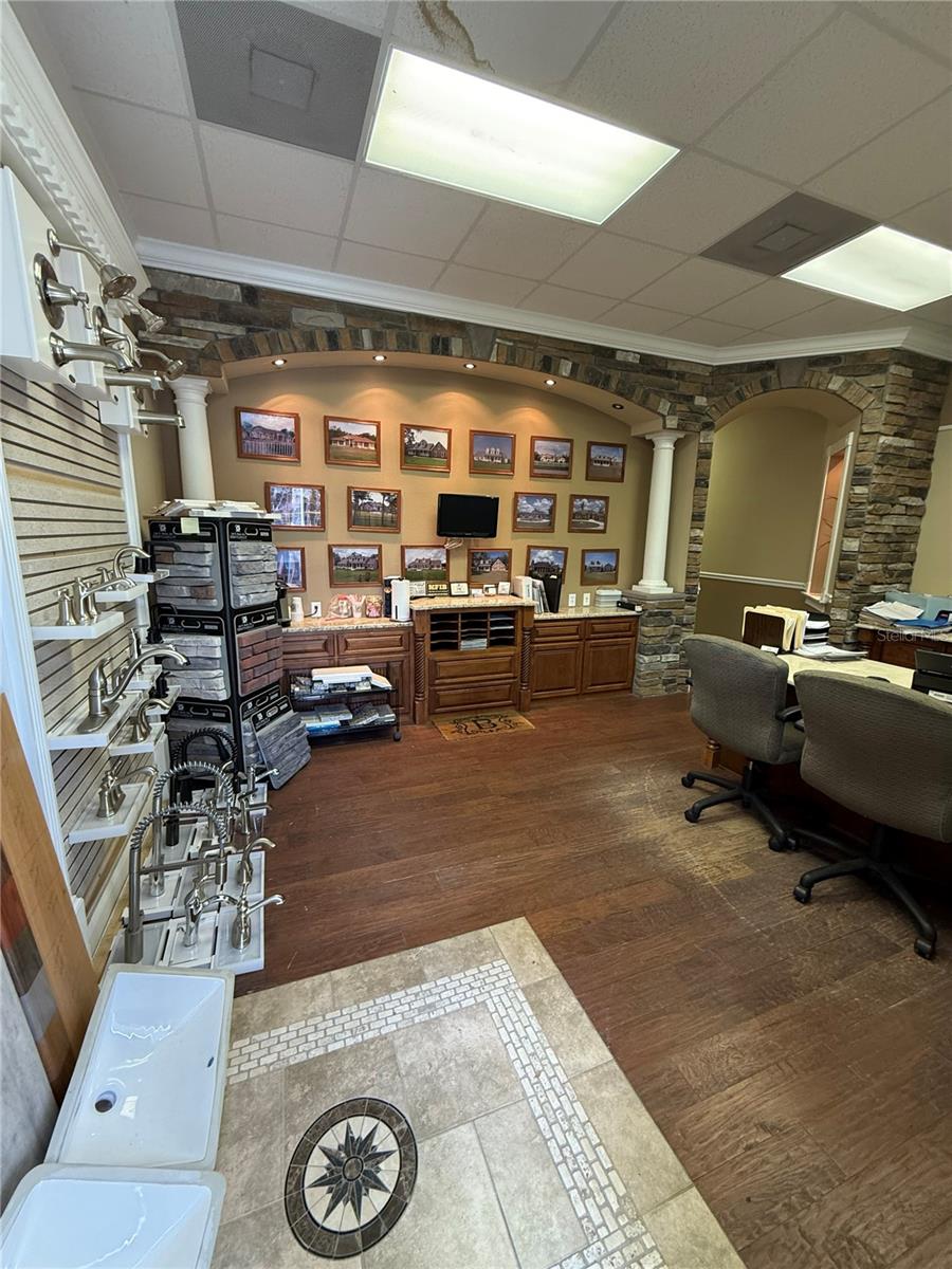 Image 8 of 10 For 107 13th Street