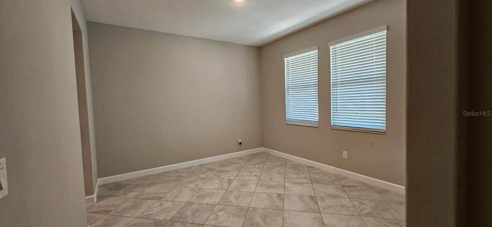 Image 19 of 34 For 6220 Windship Court